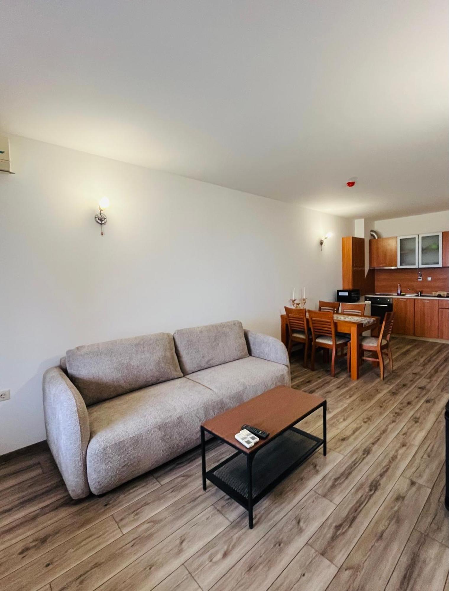 Sea View Rental Front Beach Golden Sands Exterior foto